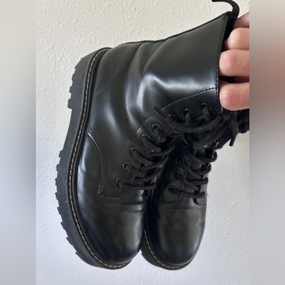 <H&M> Girls Combat boot 🥾 size 4 youth - Picture 5 of 8
